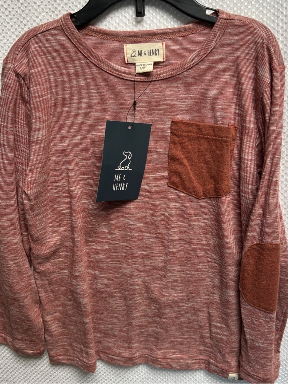 Me & Henry Kids Long-Sleeve Pocket Tee in Heathered Rust. NWT. Cotton blend.